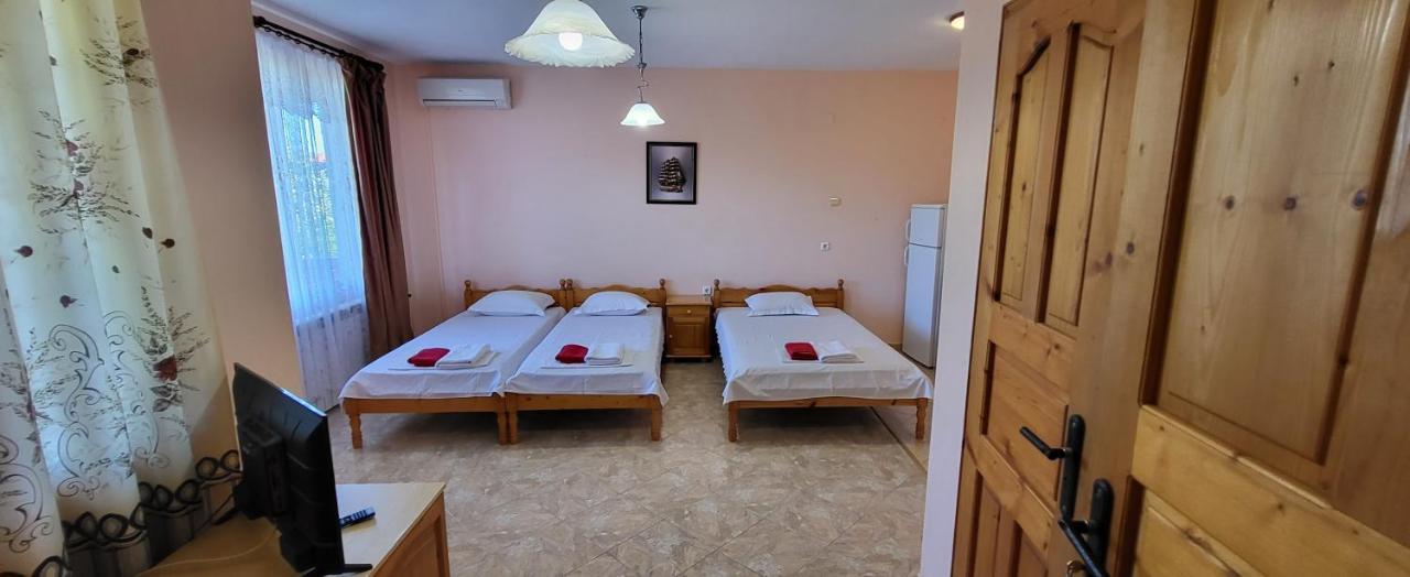 Amfora Guest House Byala  Bagian luar foto