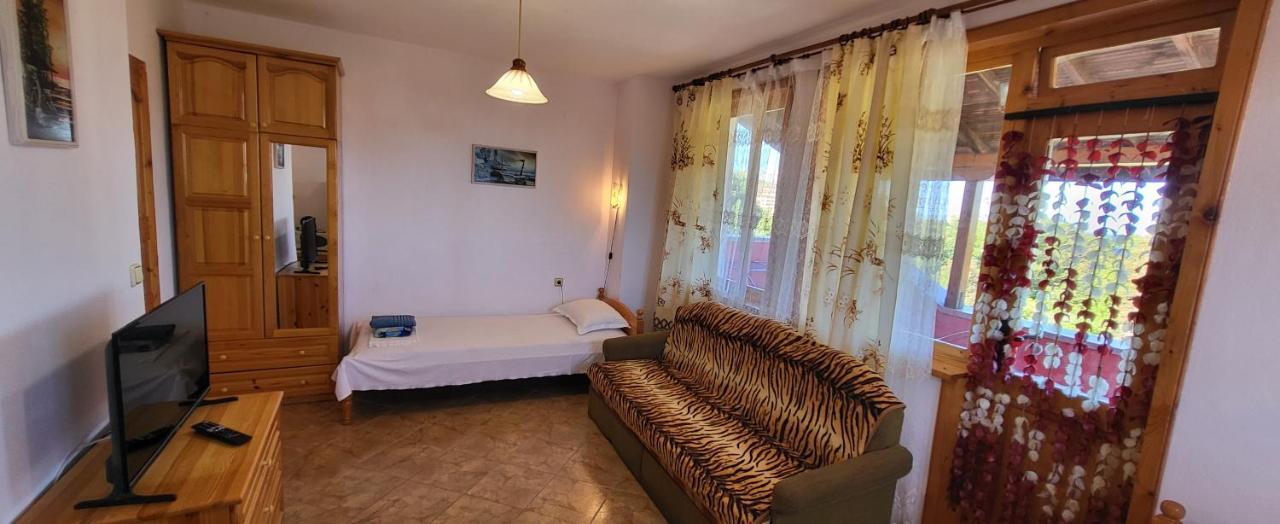 Amfora Guest House Byala  Bagian luar foto
