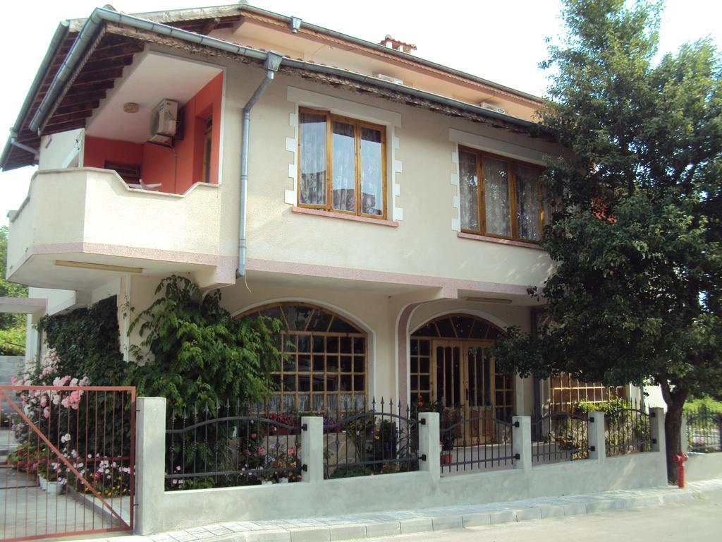 Amfora Guest House Byala  Bagian luar foto