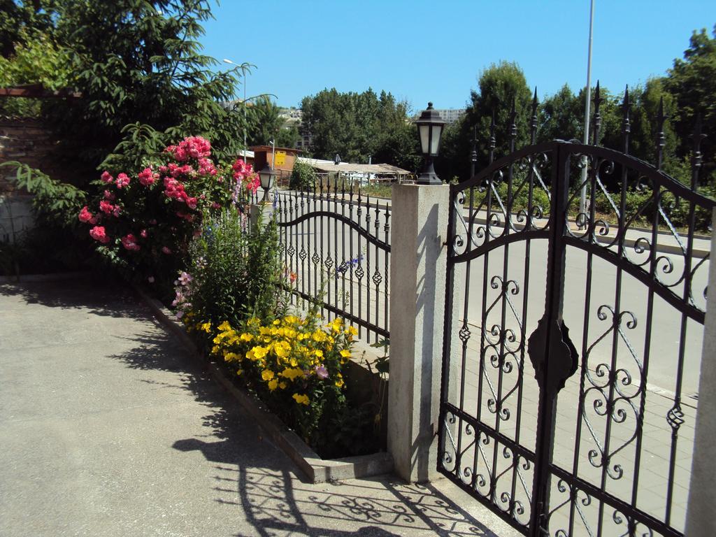 Amfora Guest House Byala  Bagian luar foto