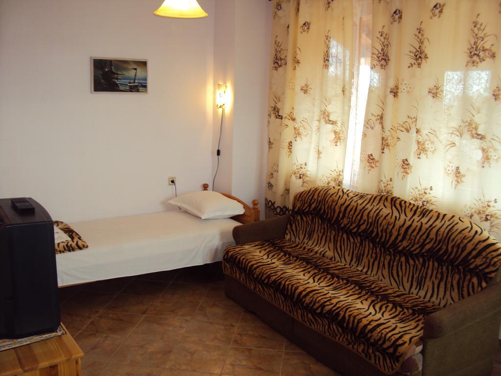 Amfora Guest House Byala  Bagian luar foto